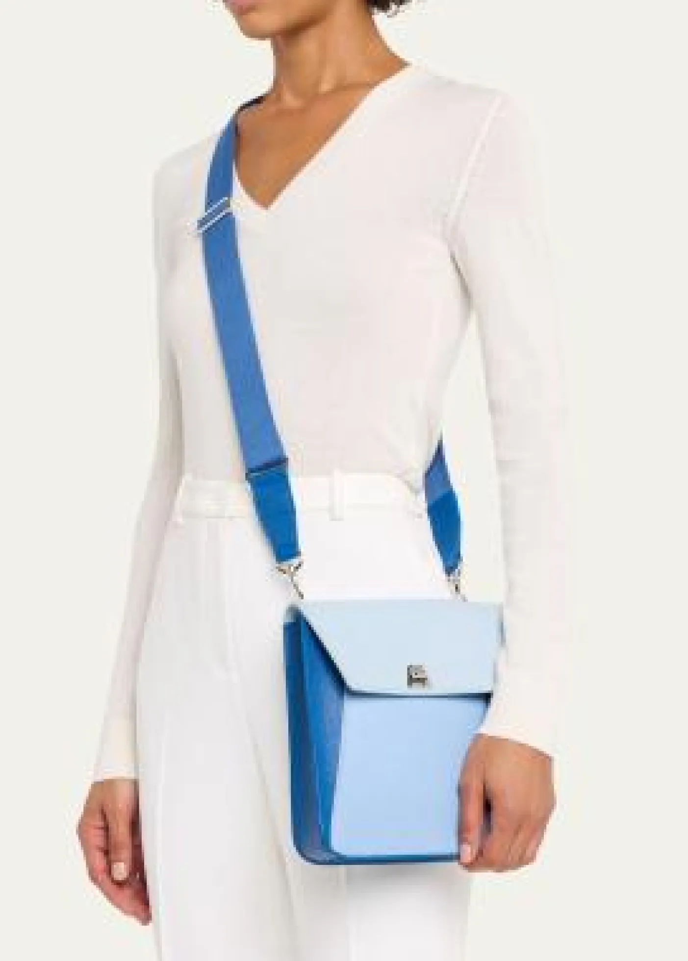 AkrisAnouk Small Leather Messenger Bag
