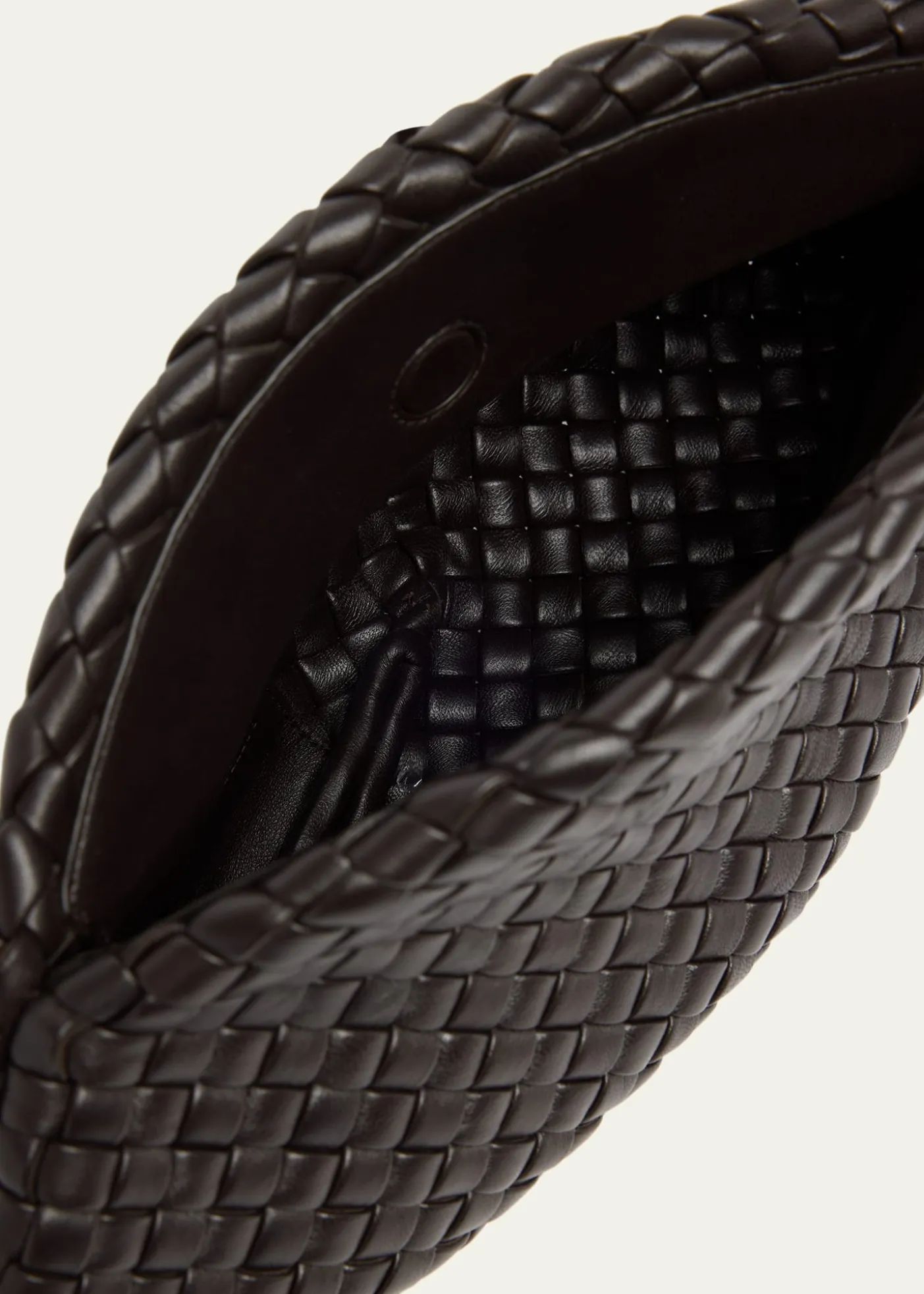Bottega VenetaPadded Leather Sculptural Clutch Bag