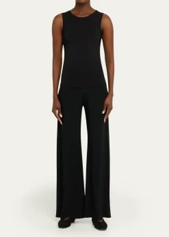 EterneSleeveless Crewneck Top