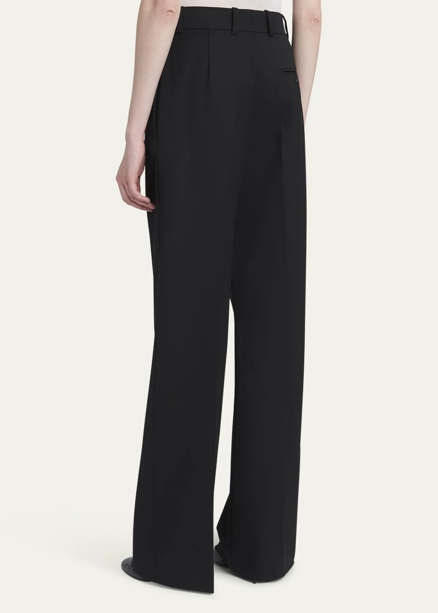FerragamoTurn-Lock Crepe Straight-Leg Pants