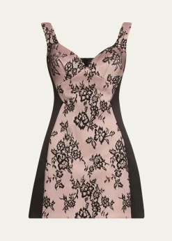 Marc JacobsSculpted Lace Sleeveless Mini Dress