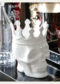 Thompson FerrierWhite Louise Skull Candle, 23.3 oz. - Rose de Vents Scent